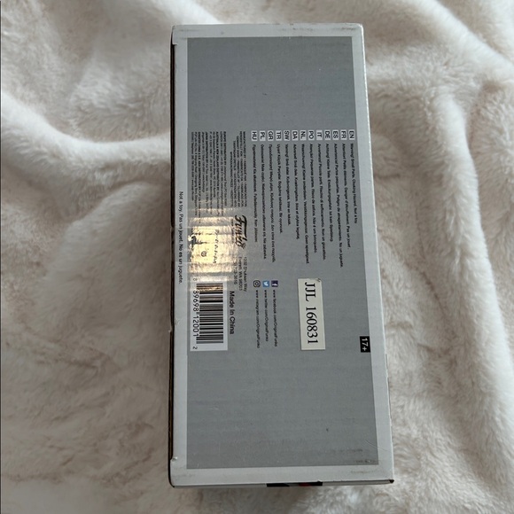 Funko Horror Duo Vinyl Figures - Red and Green - Picture 5 of 6